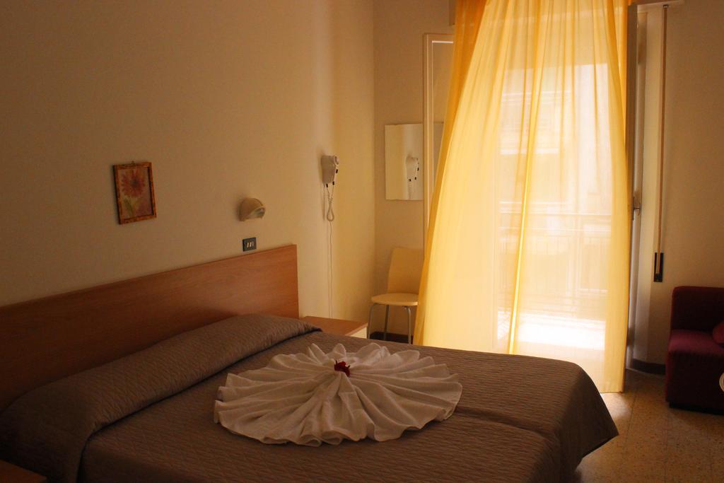 Hotel La Pergola 벨레지아아지마리나 외부 사진