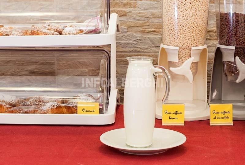 Hotel La Pergola 벨레지아아지마리나 외부 사진